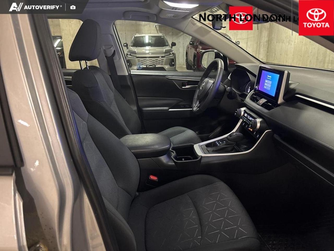 2025 Toyota RAV4 XLE 4dr All-wheel Drive Photo