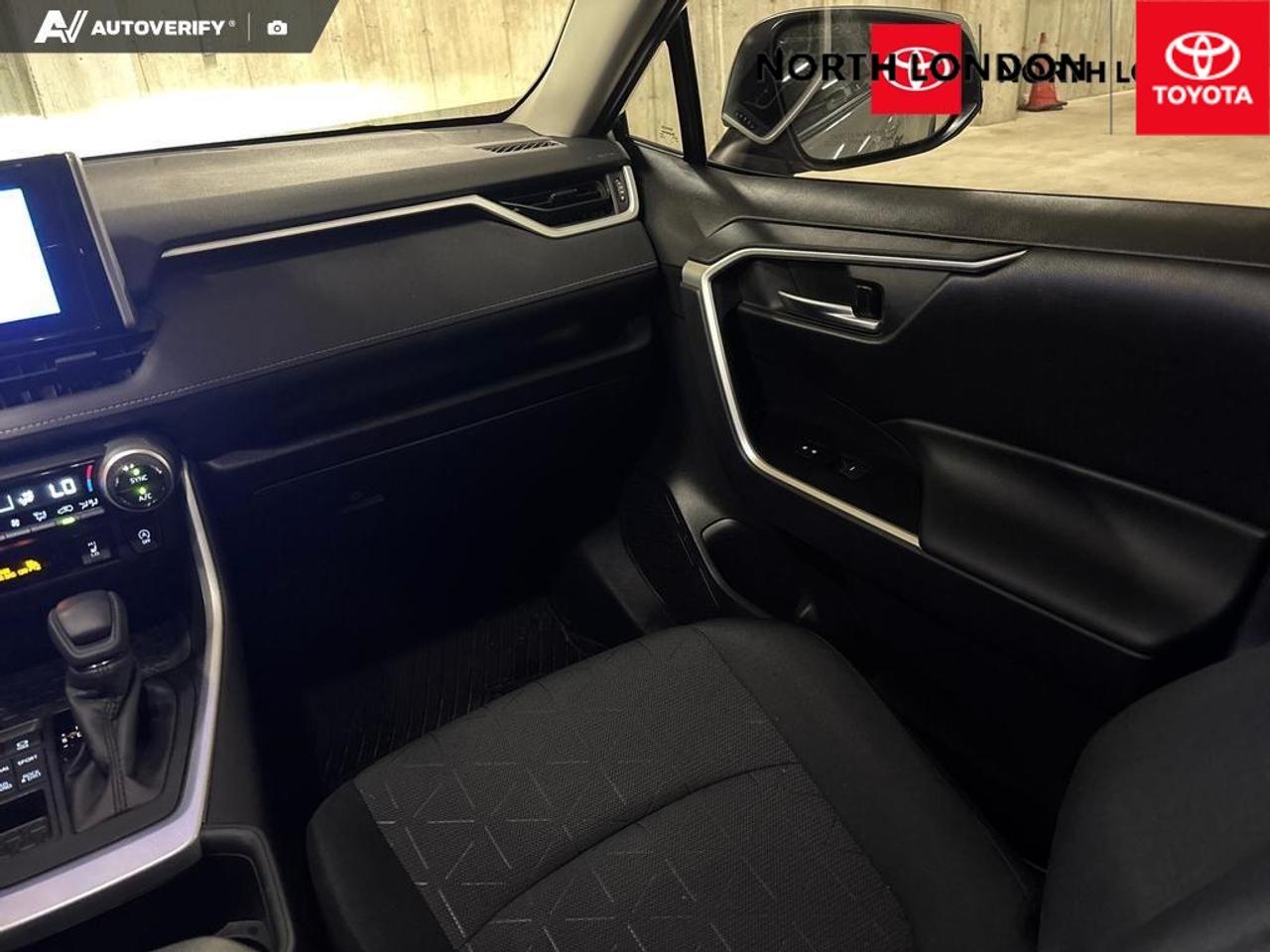 2025 Toyota RAV4 XLE 4dr All-wheel Drive Photo