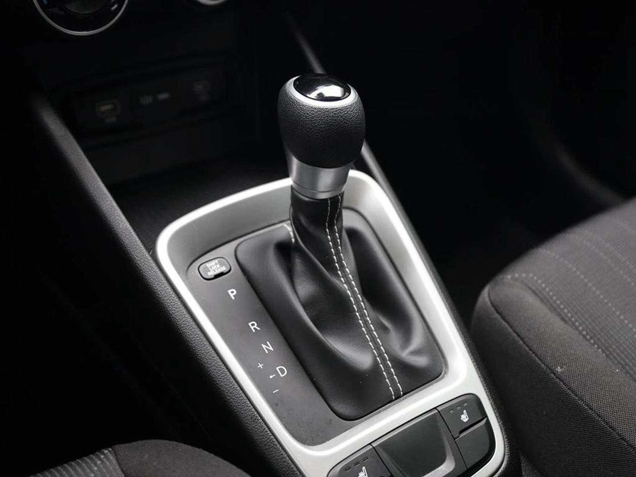 2023 Hyundai Venue Essential 4dr Front-Wheel Drive Photo