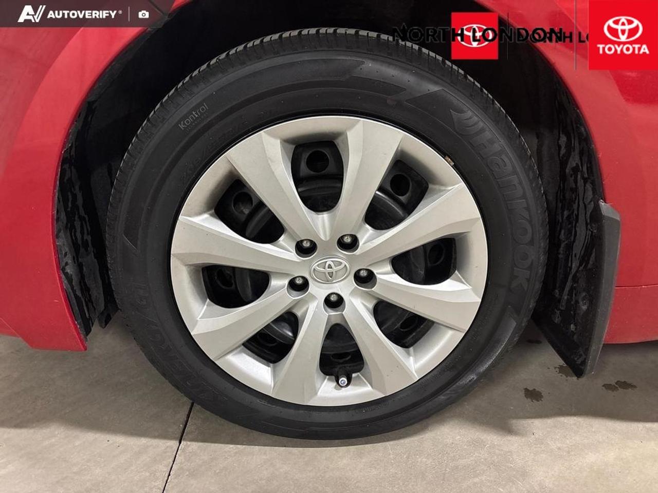 2020 Toyota Corolla LE (CVT) 4dr Sedan Photo