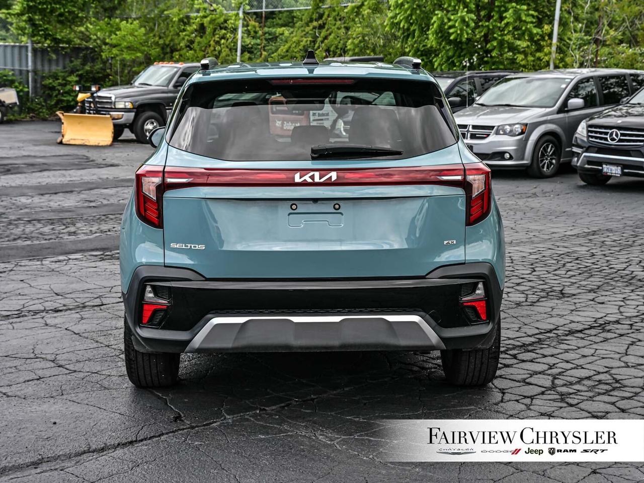 2024 Kia Seltos EX SUNROOF   LEATHER   HEATED SEATS   REMOTE START Photo4