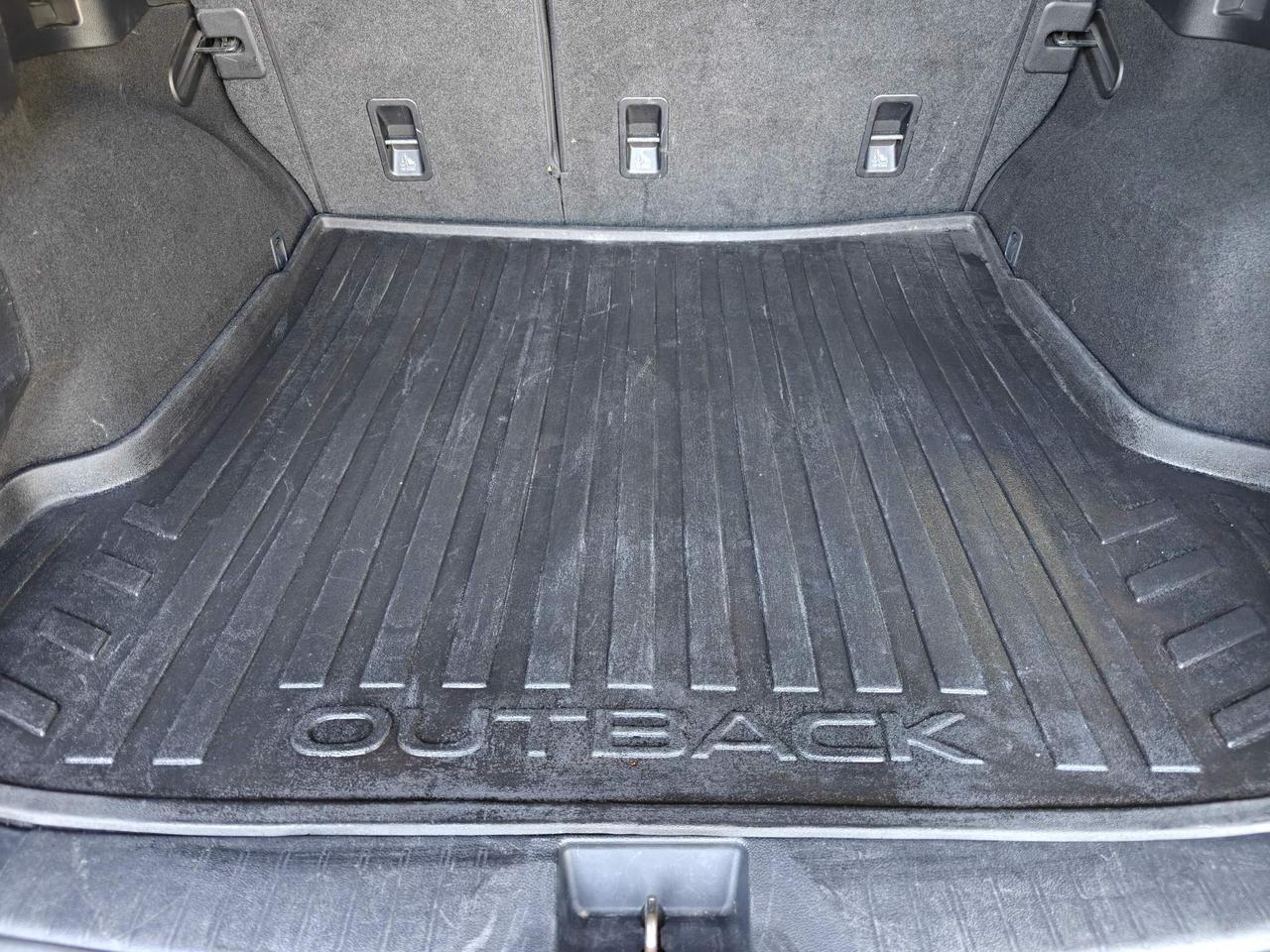 2019 Subaru Outback 3.6R Touring (CVT) 4dr All-Wheel Drive Photo