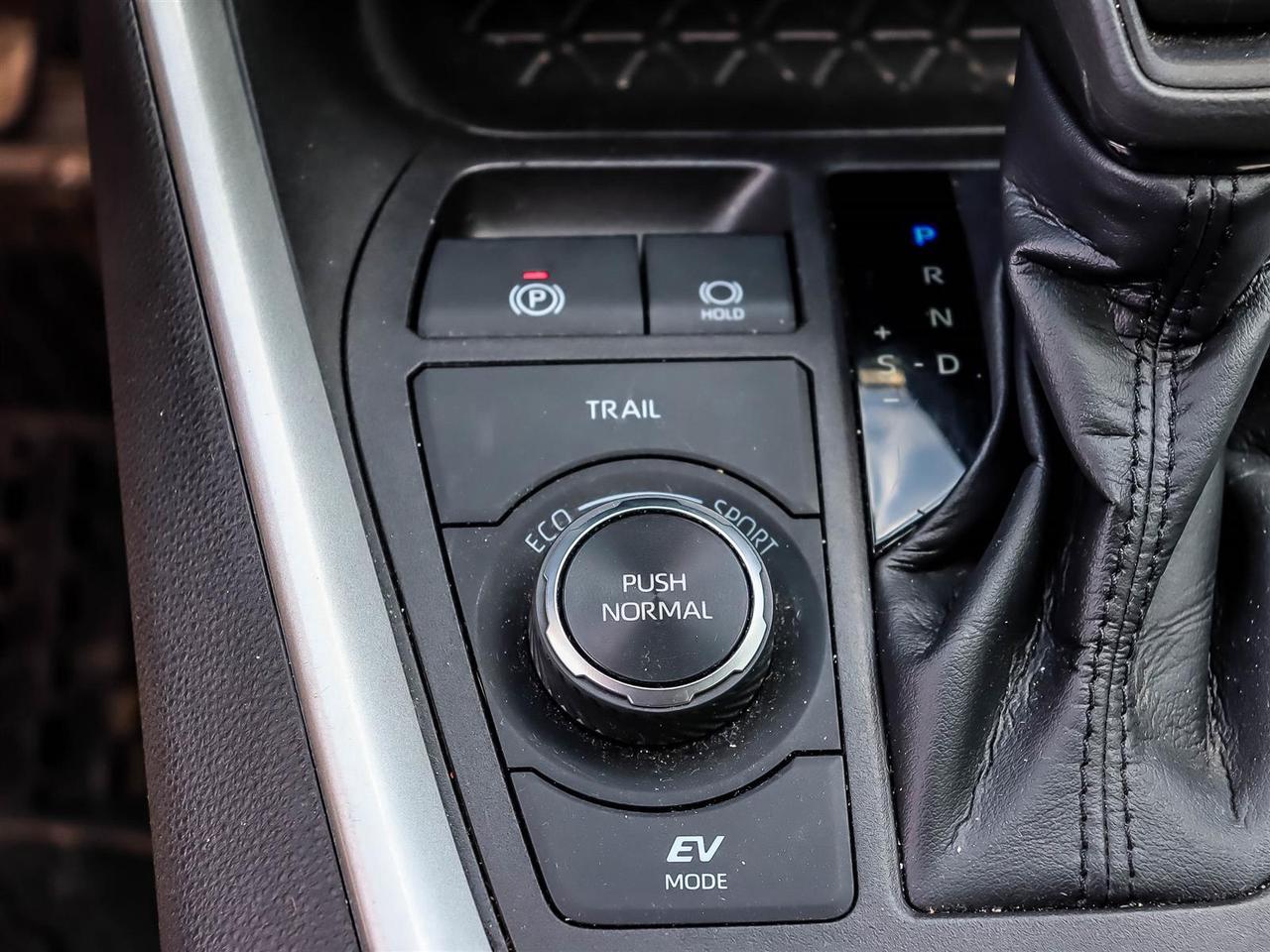 2022 Toyota RAV4 LE Hybrid Fuel Sipper Safety Certified Photo
