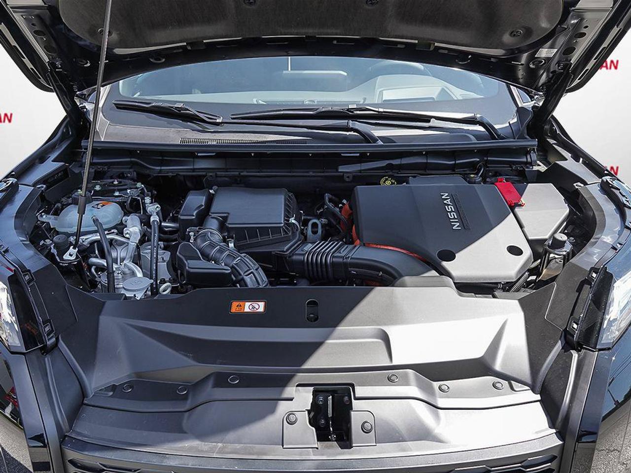 2026 Nissan Rogue Plug-In Hybrid Platinum Photo