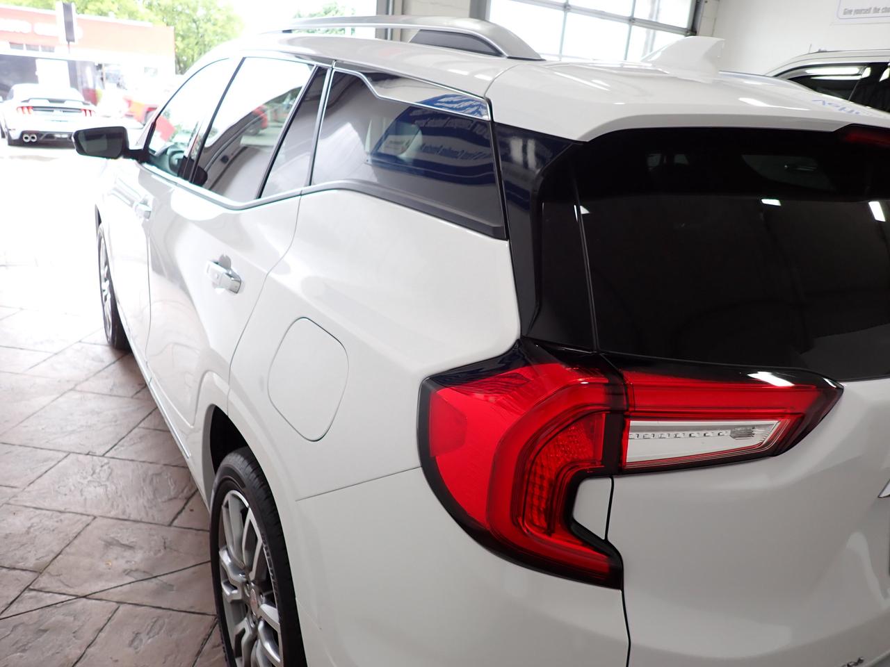 2024 GMC Terrain Denali AWD 4DR LEATHER SUNROOF Photo