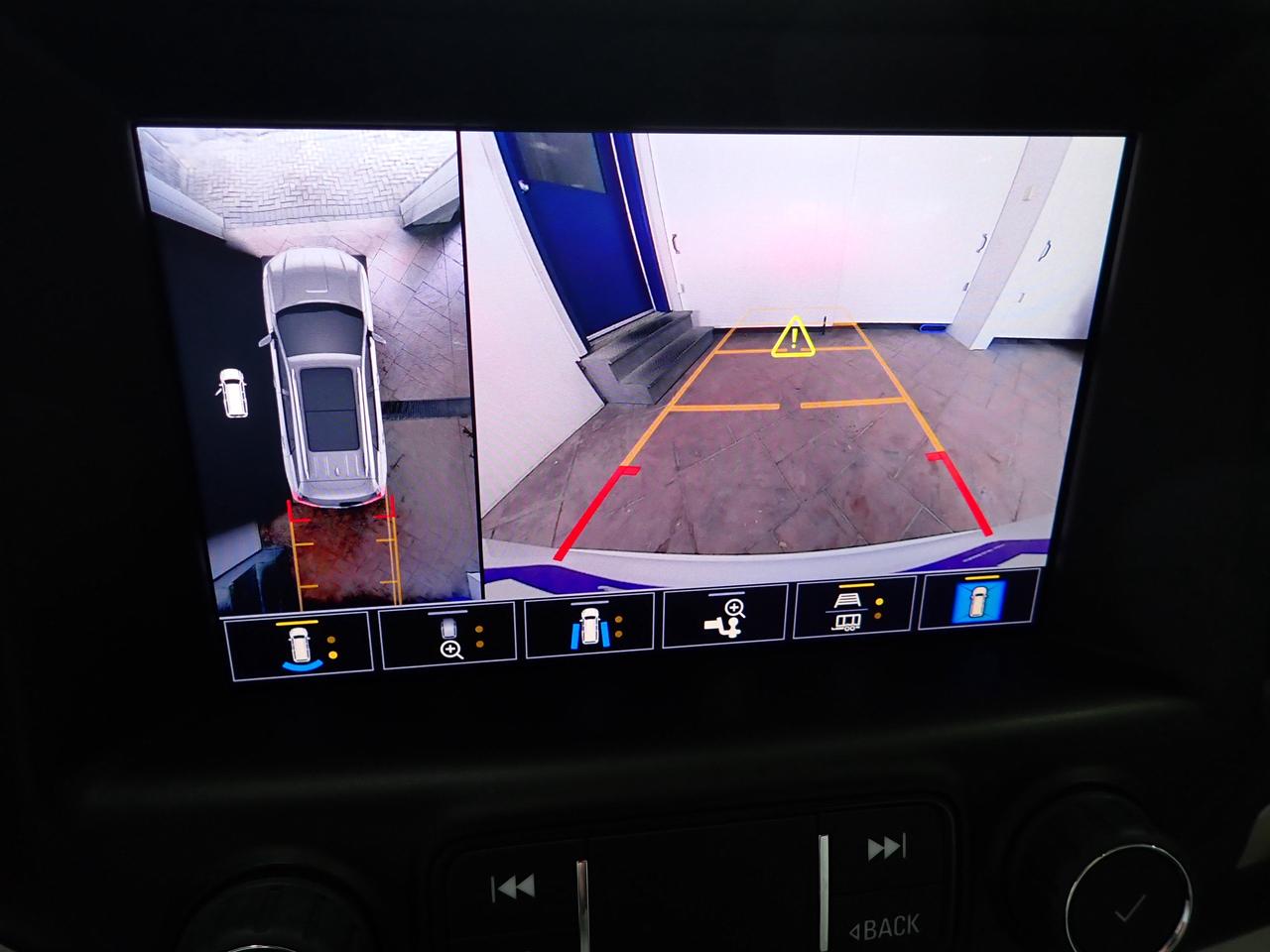 2024 GMC Terrain Denali AWD 4DR LEATHER SUNROOF Photo