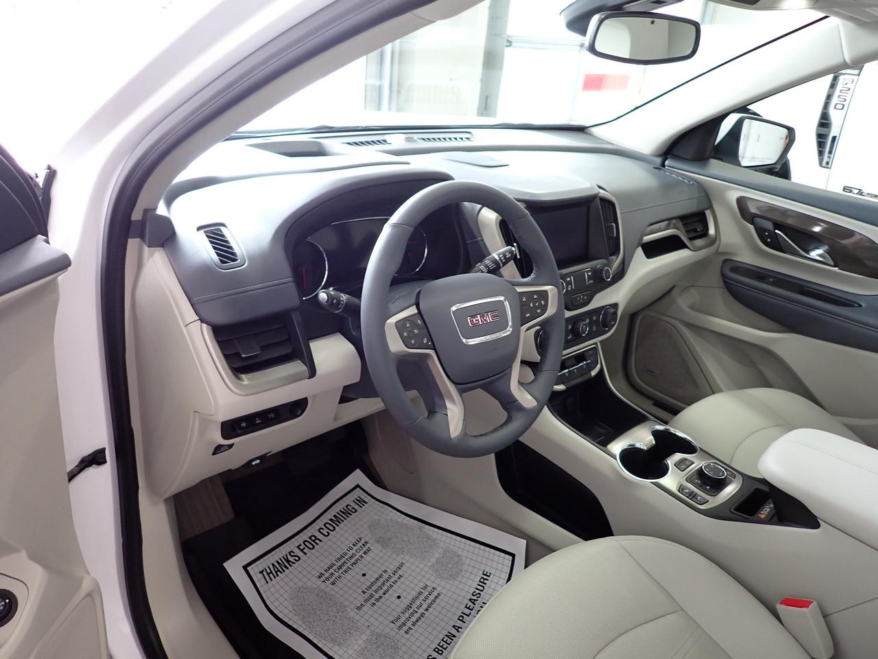 2024 GMC Terrain Denali AWD 4DR LEATHER SUNROOF Photo
