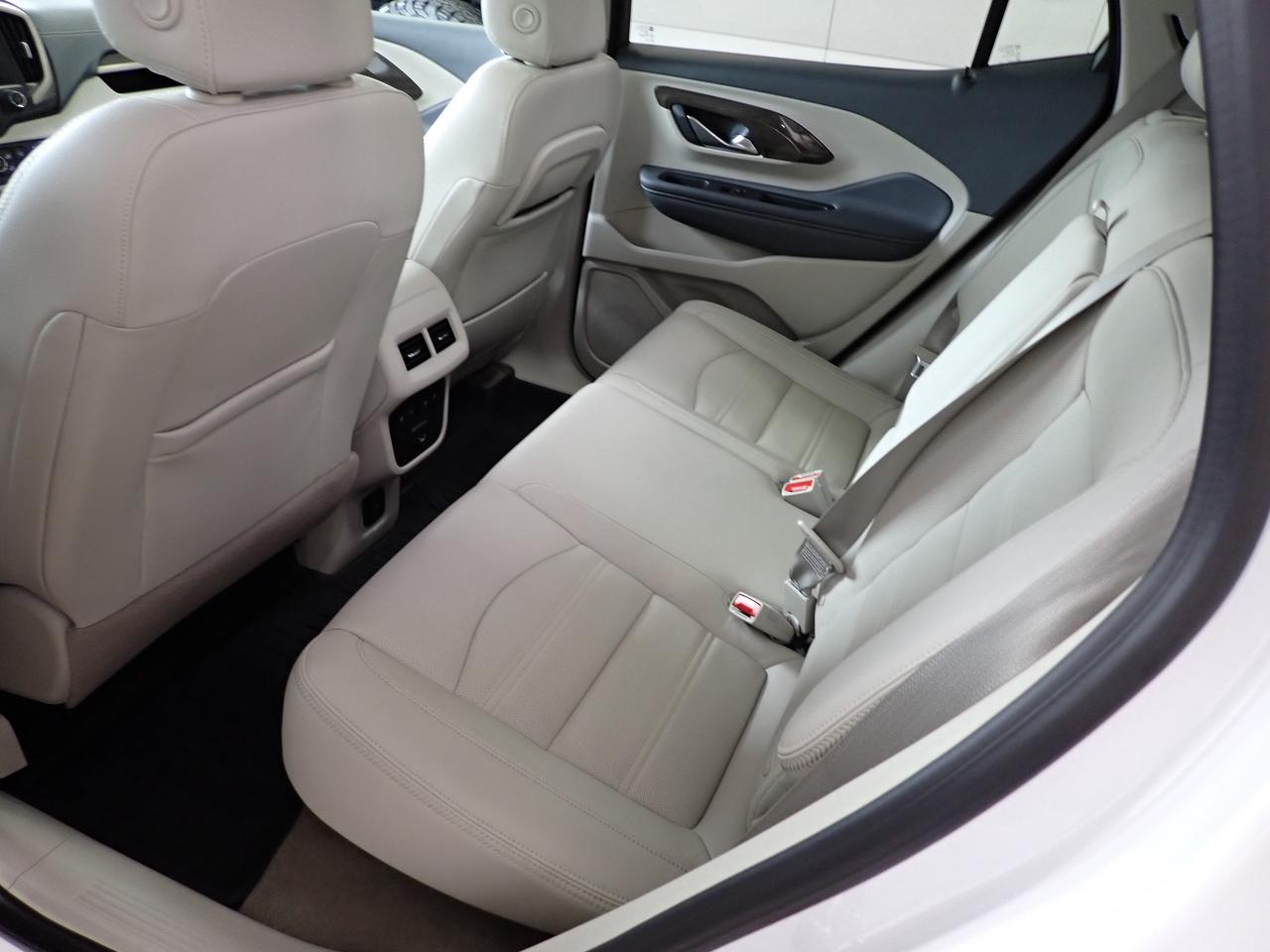 2024 GMC Terrain Denali AWD 4DR LEATHER SUNROOF Photo