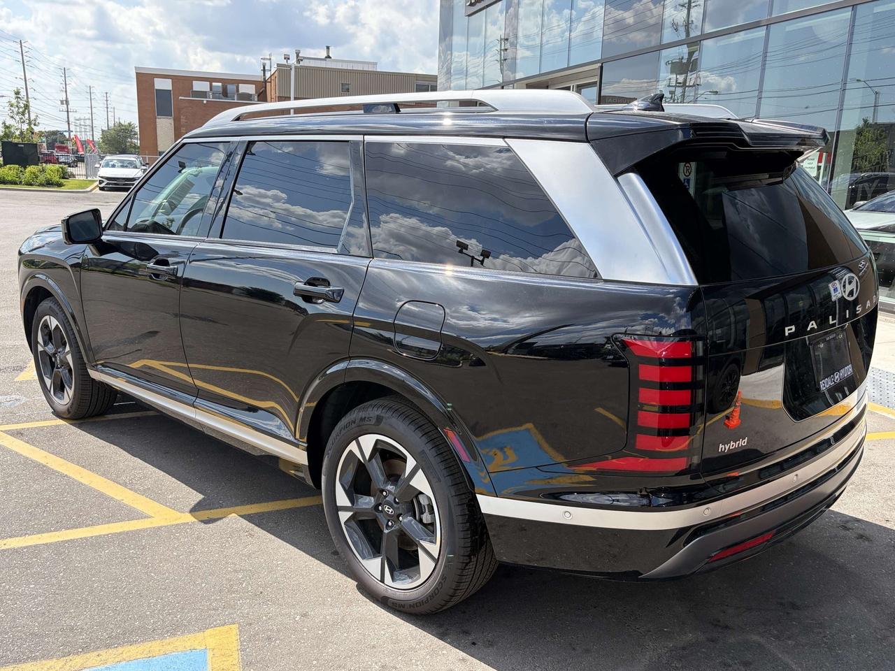 2026 Hyundai Palisade Hybrid CERTIFIED PRE-OWNED   Luxury Hybrid AWD Photo