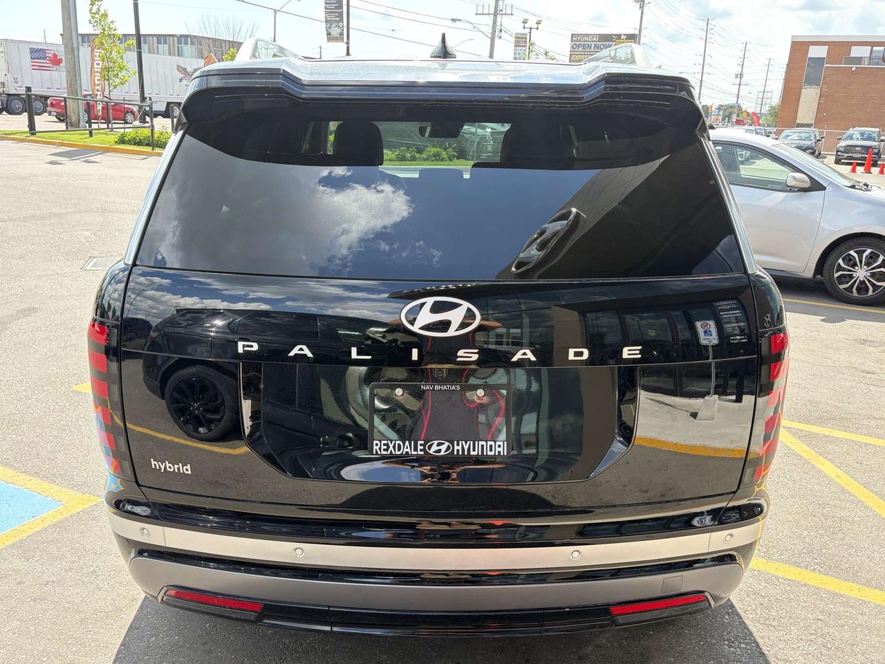 2026 Hyundai Palisade Hybrid CERTIFIED PRE-OWNED   Luxury Hybrid AWD Photo