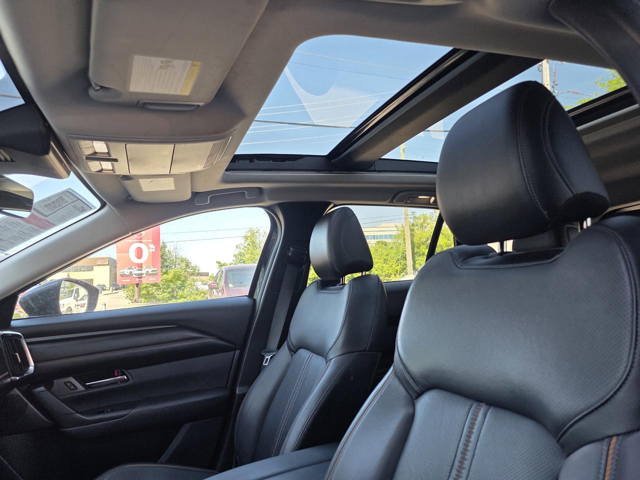 2023 Mazda CX-50 GT AWD | Leather | Moonroof | Apple Car Play | Photo