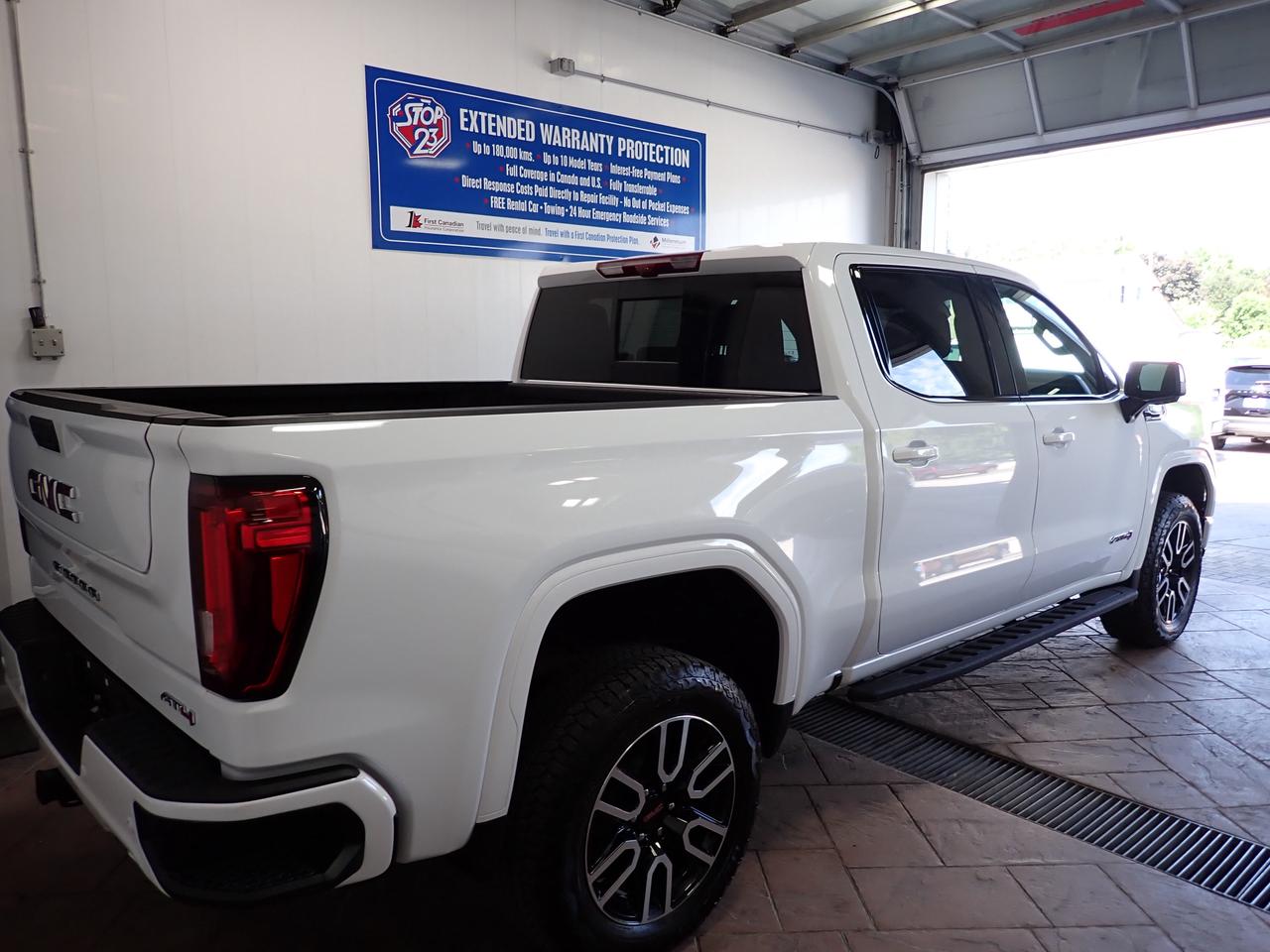 2026 GMC Sierra 1500 AT4 4WD CREW CAB LEATHR NAVI SUNROOF Photo1