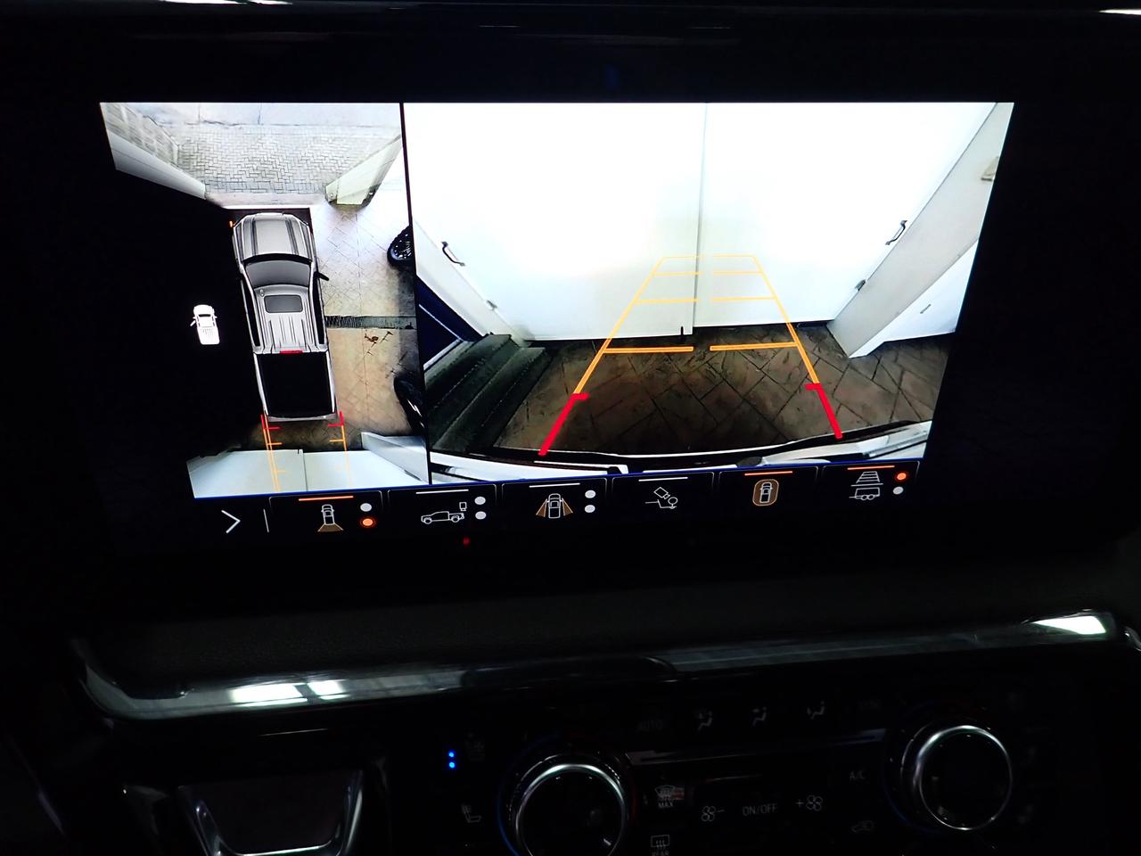 2026 GMC Sierra 1500 AT4 4WD CREW CAB LEATHR NAVI SUNROOF Photo