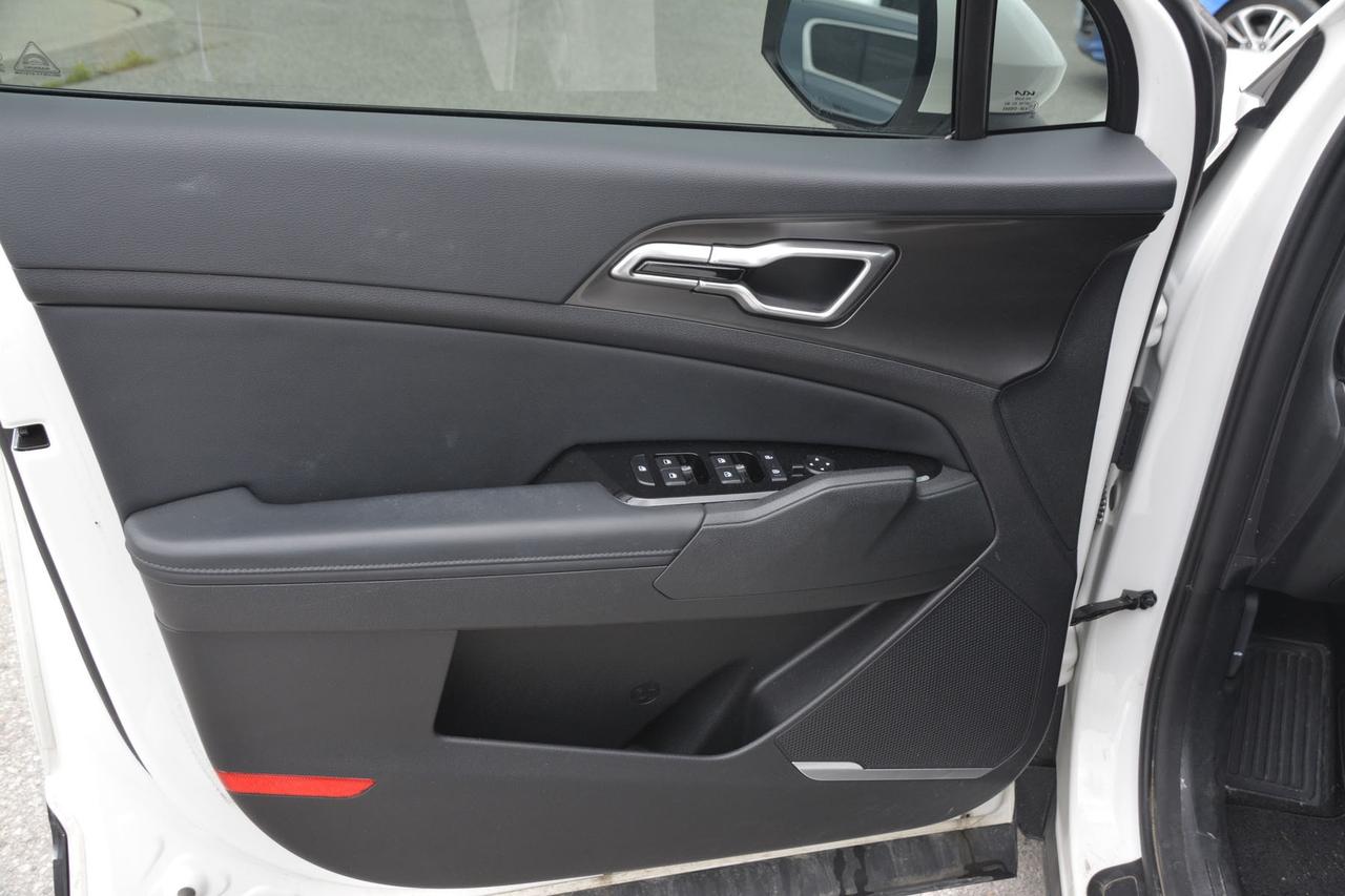 2023 Kia Sportage EX Photo