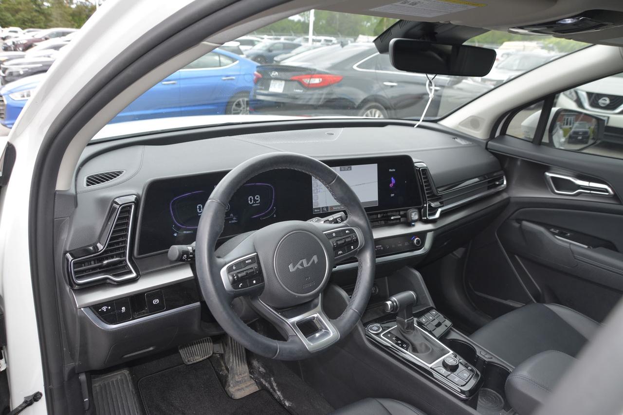2023 Kia Sportage EX Photo