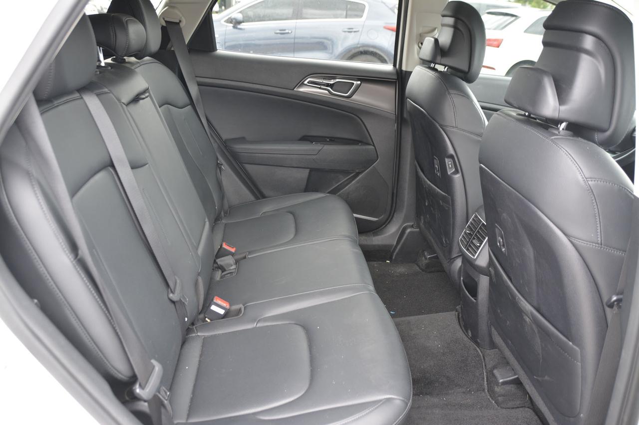 2023 Kia Sportage EX Photo