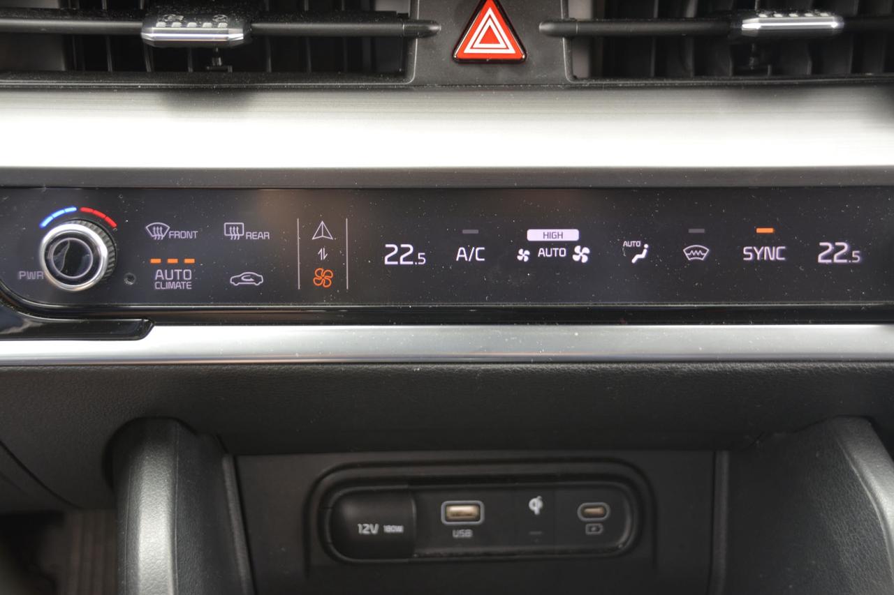 2023 Kia Sportage EX Photo