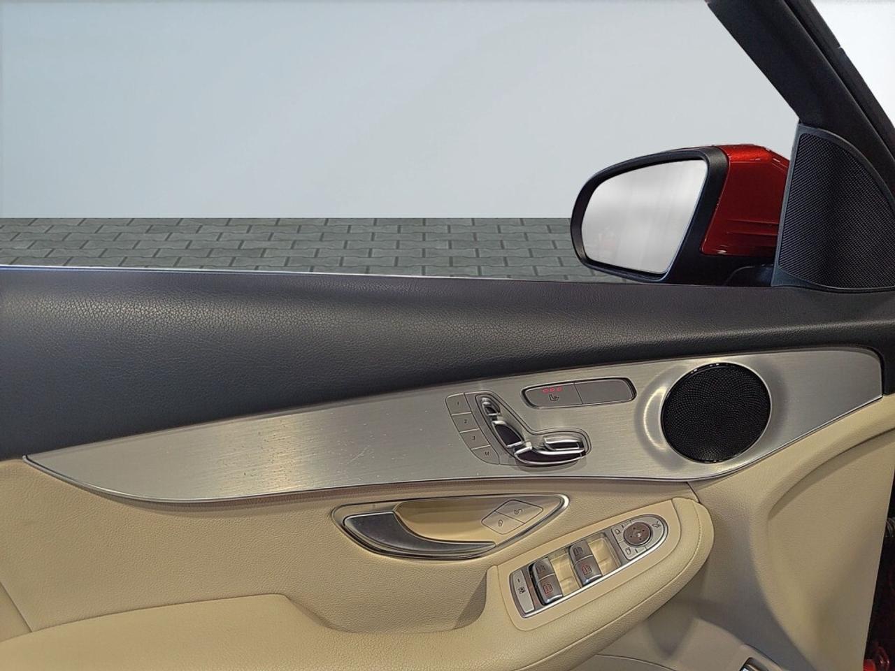 2017 Mercedes-Benz GLC300 GLC 300 4MATIC/NAVI/Sunroof/Leather/ Android/Clean Photo