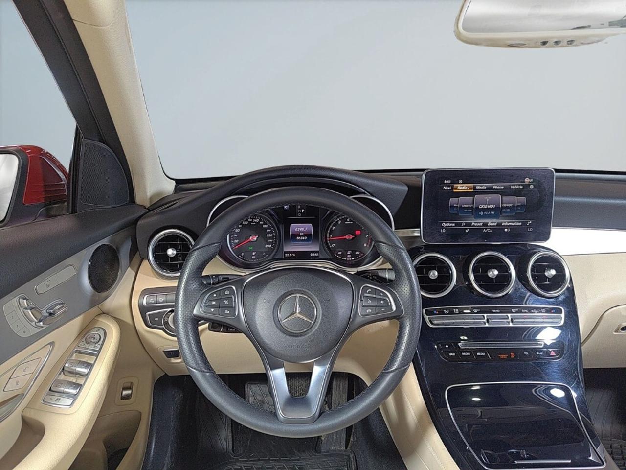 2017 Mercedes-Benz GLC300 GLC 300 4MATIC/NAVI/Sunroof/Leather/ Android/Clean Photo