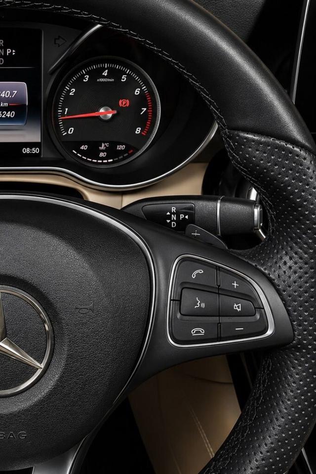 2017 Mercedes-Benz GLC300 GLC 300 4MATIC/NAVI/Sunroof/Leather/ Android/Clean Photo