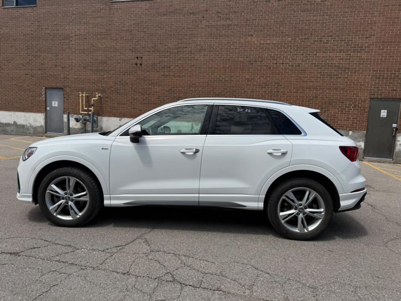 2021 Audi Q3 Progressiv S LINE  quattro / NAV / Sunroof / CarPl Photo