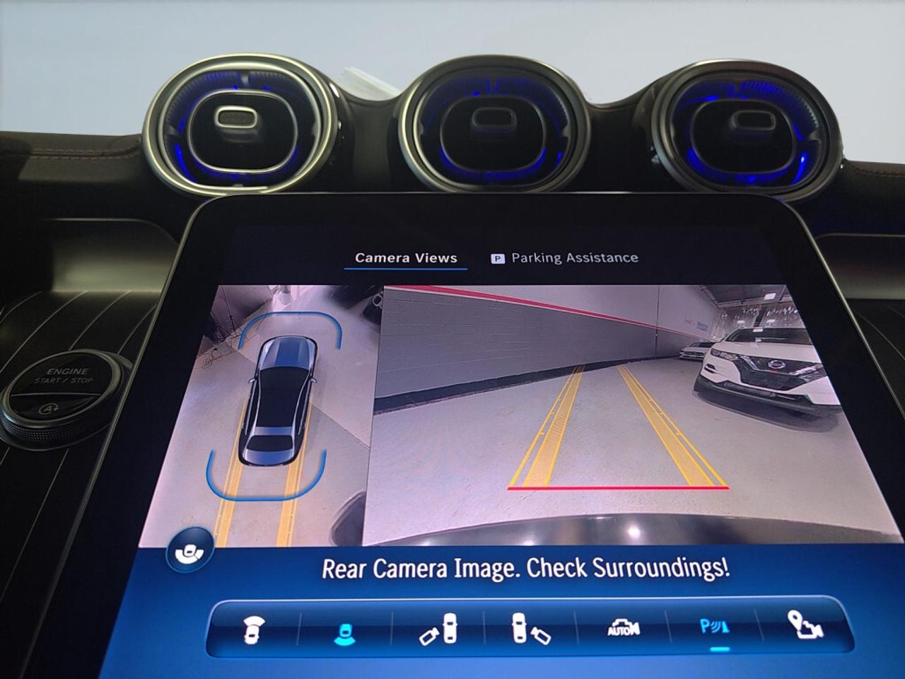 2023 Mercedes-Benz C-Class C300 AMG Pkg 4MATIC/NAVI/Drive Assist/Car Play/Lea Photo