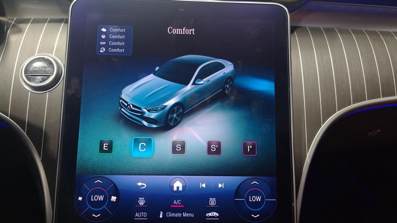 2023 Mercedes-Benz C-Class C300 AMG Pkg 4MATIC/NAVI/Drive Assist/Car Play/Lea Photo