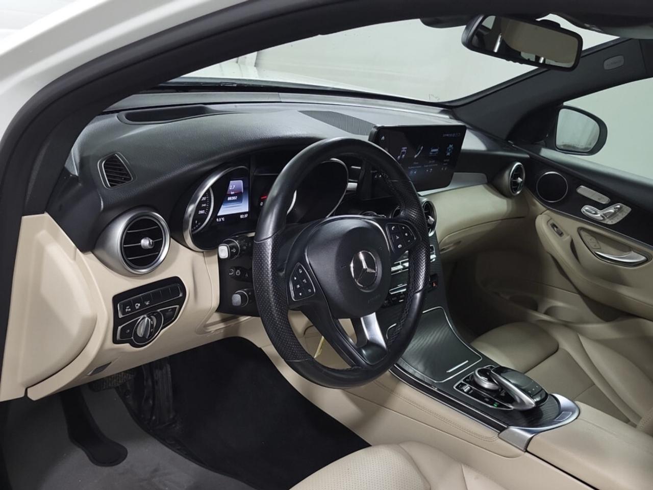 2019 Mercedes-Benz GLC-Class 4MATIC   AWD   Leather   Panoramic Roof   Heated S Photo