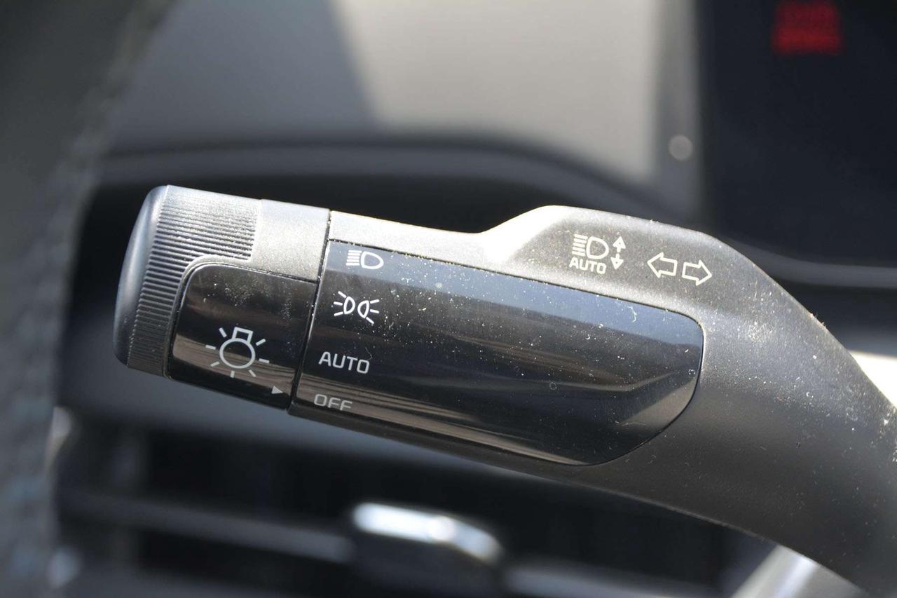 2025 Kia K4 EX Photo