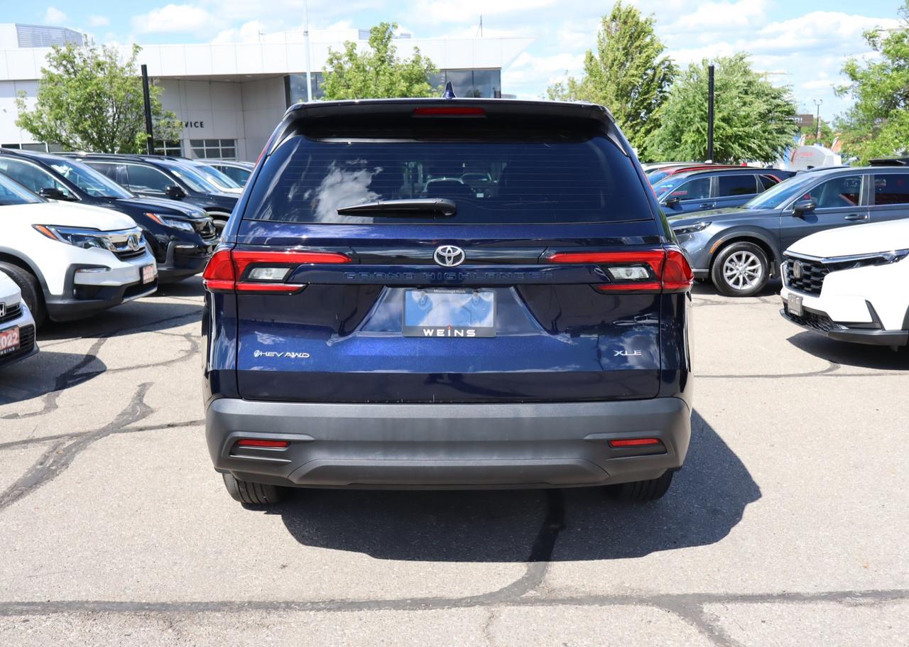 2024 Toyota Grand Highlander Hybrid XLE 4dr All-Wheel Drive Photo4