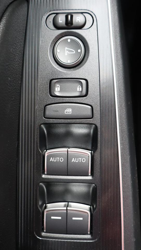 2024 Honda Civic Touring 4dr Sedan Photo