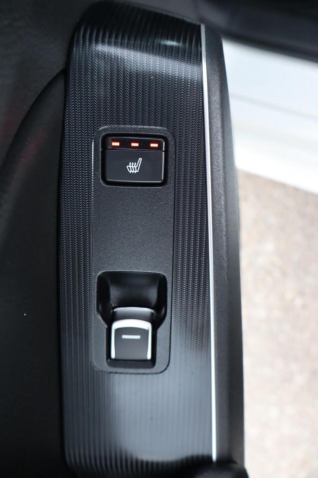 2024 Honda Civic Touring 4dr Sedan Photo