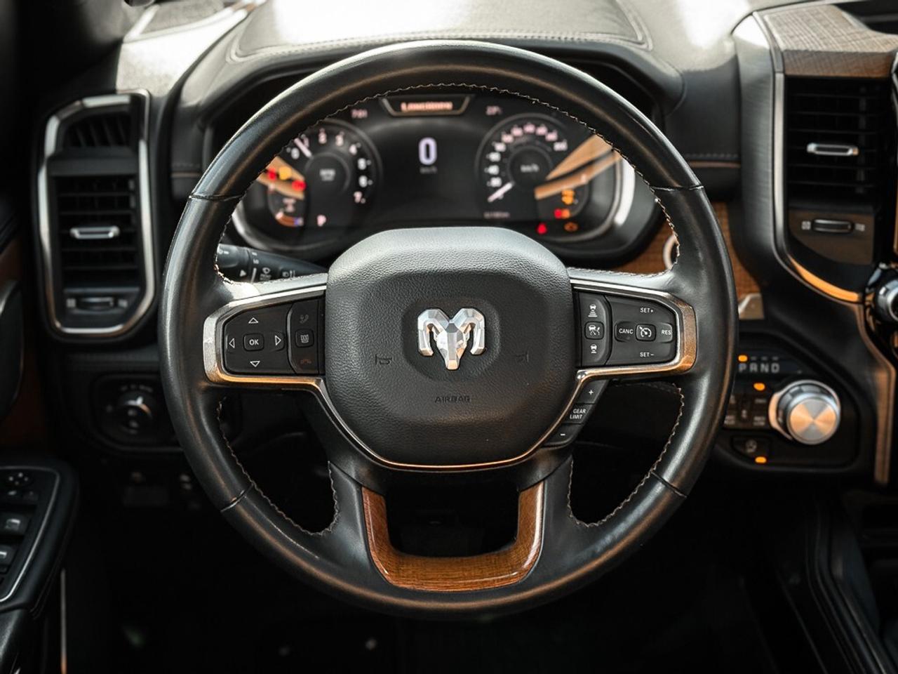 2024 RAM 1500 Limited Longhorn   CREW   HEMI   LEVEL 1   PANO RO Photo