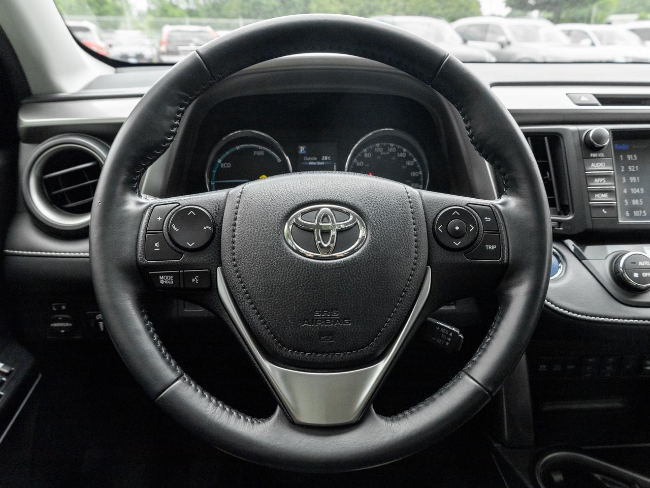 2016 Toyota RAV4 Hybrid 4dr LIMITED  ONE OWNER  TRADE IN  LOW MILEAGE Photo