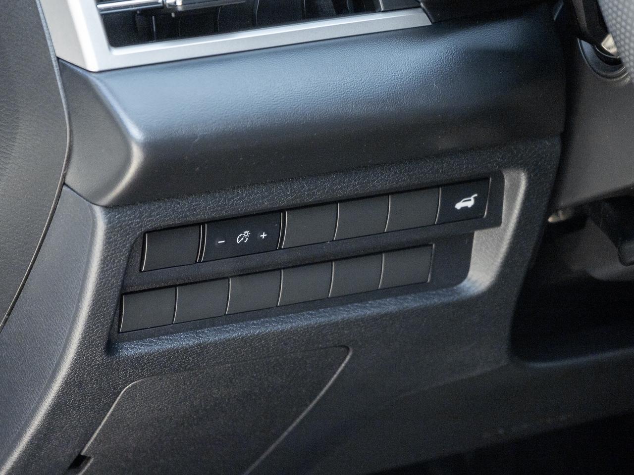2024 Mitsubishi Outlander SE S-AWC CPO FINANCE RATES FOR AS LOW AS 0.90% Photo