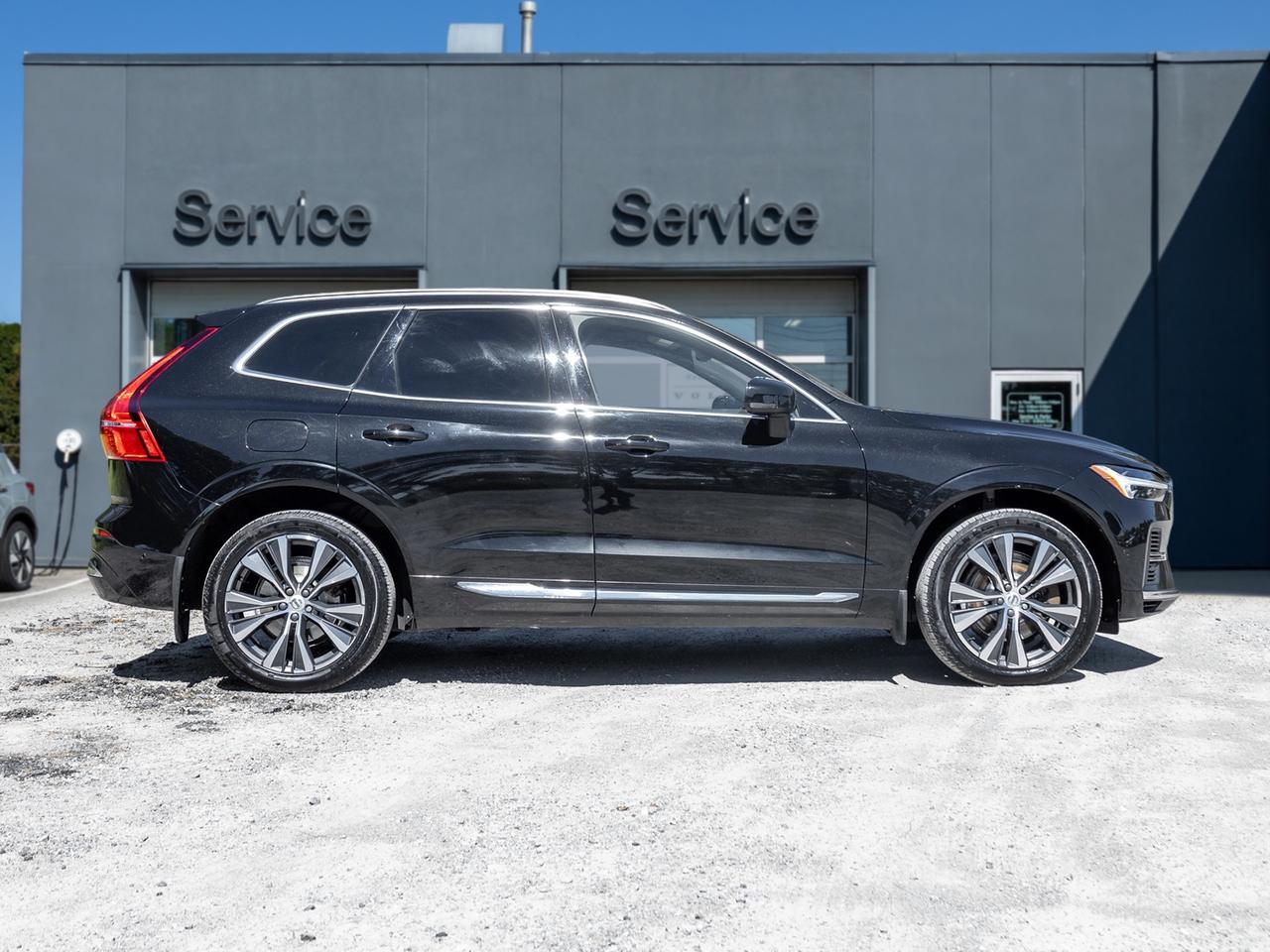 2022 Volvo XC60 Recharge T8 eAWD PHEV INSCRIPTION  B & WILKINS  HUD Photo