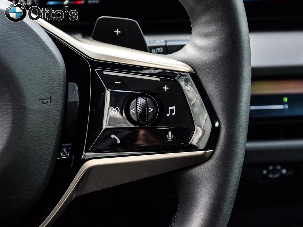 2025 BMW X3 30 xDrive (53GP) Photo