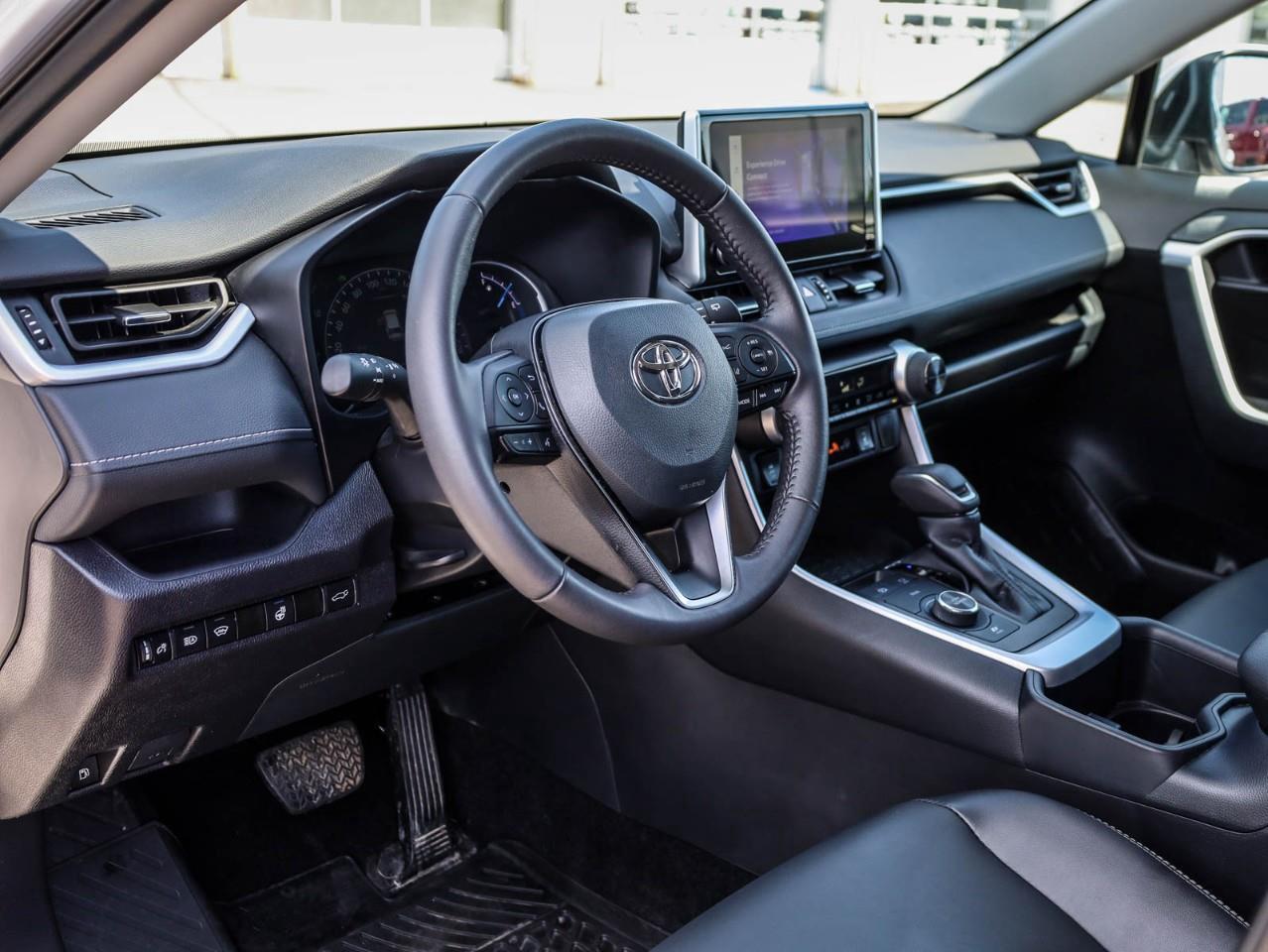 2025 Toyota RAV4 Hybrid XLE 4dr All-Wheel Drive Photo