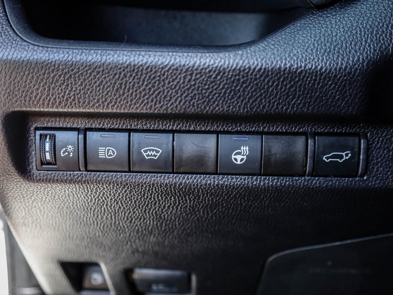 2025 Toyota RAV4 Hybrid XLE 4dr All-Wheel Drive Photo