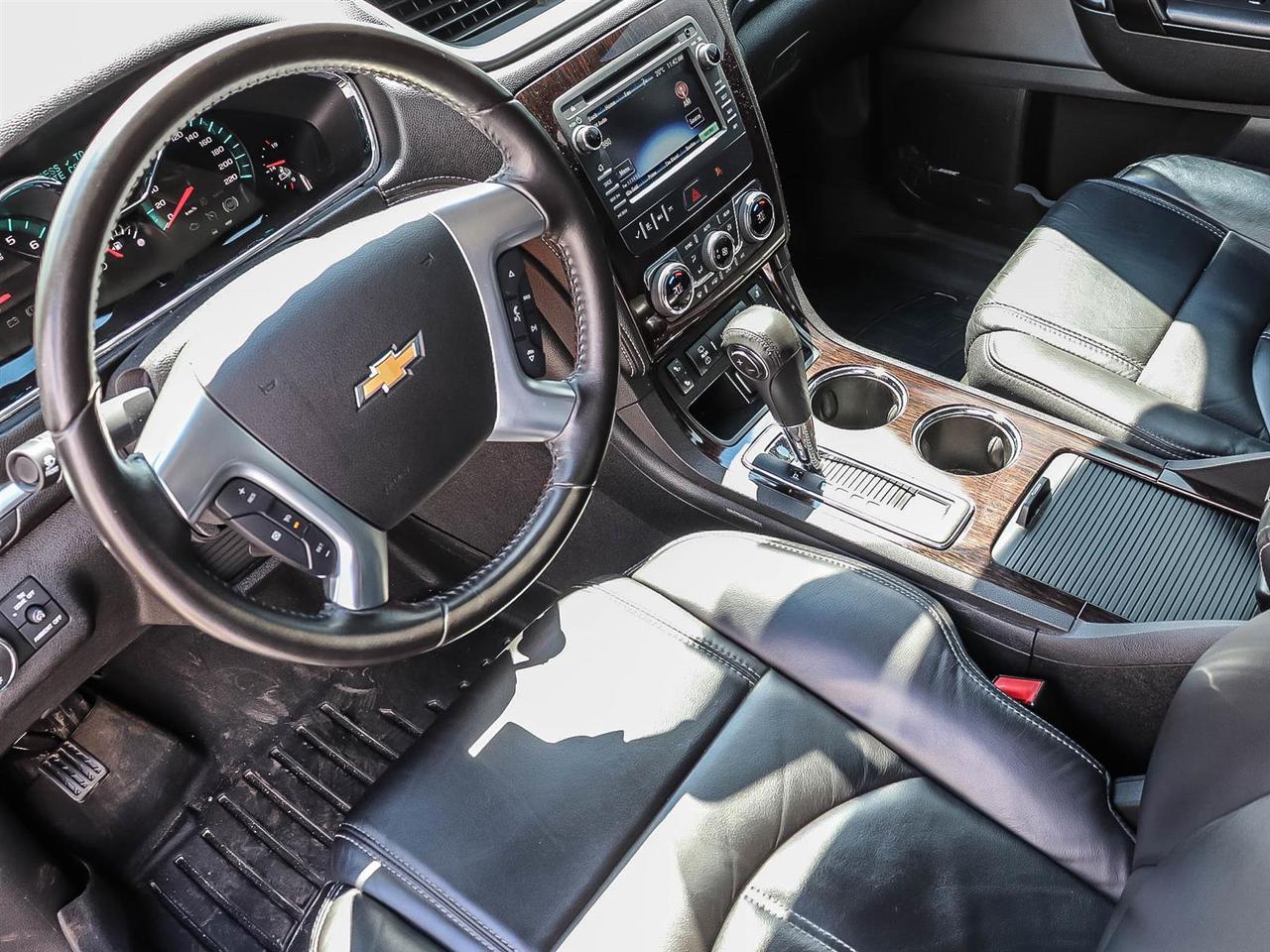 2016 Chevrolet Traverse LT Photo