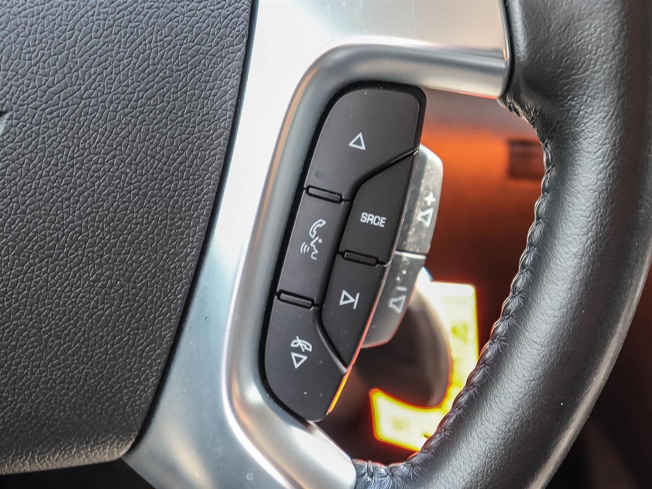 2016 Chevrolet Traverse LT Photo
