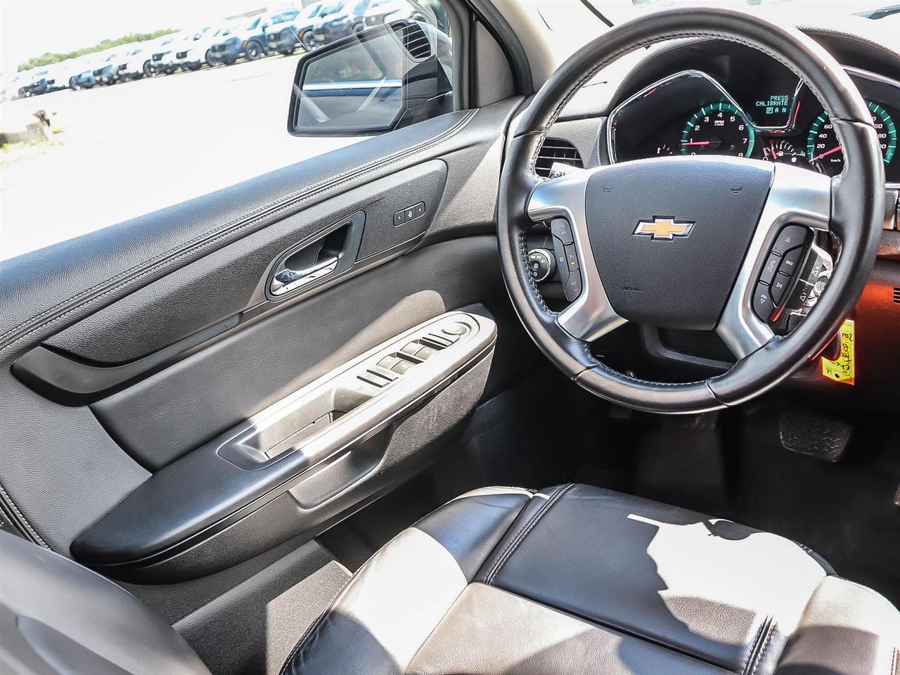 2016 Chevrolet Traverse LT Photo