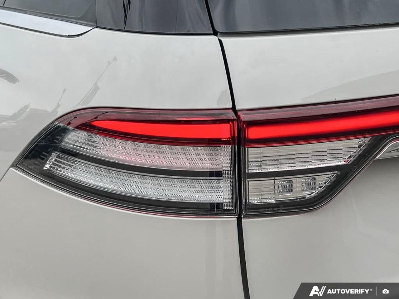 2024 Lincoln Aviator Reserve   200A   MOONROOF   HTD SEATS Photo