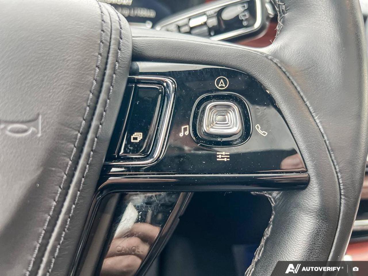 2024 Lincoln Aviator Reserve   200A   MOONROOF   HTD SEATS Photo