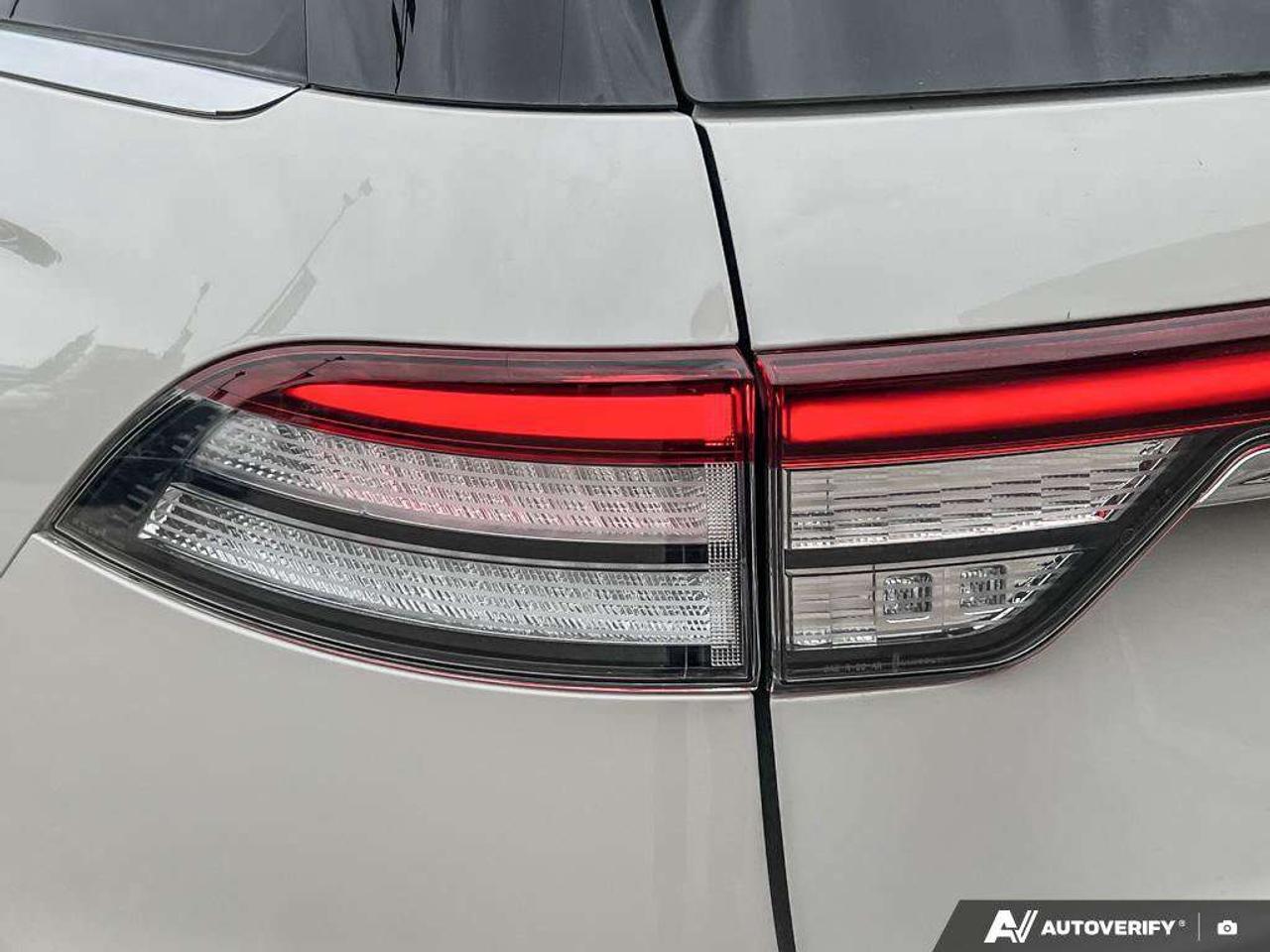 2024 Lincoln Aviator Reserve   200A   MOONROOF   HTD SEATS Photo