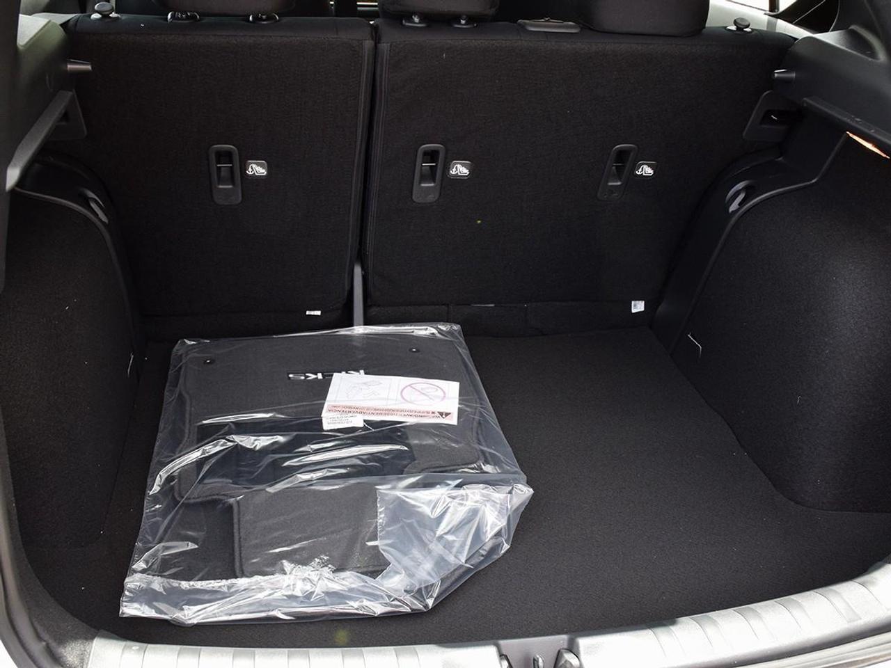 2025 Nissan Kicks Play S 4dr Front-Wheel Drive Photo