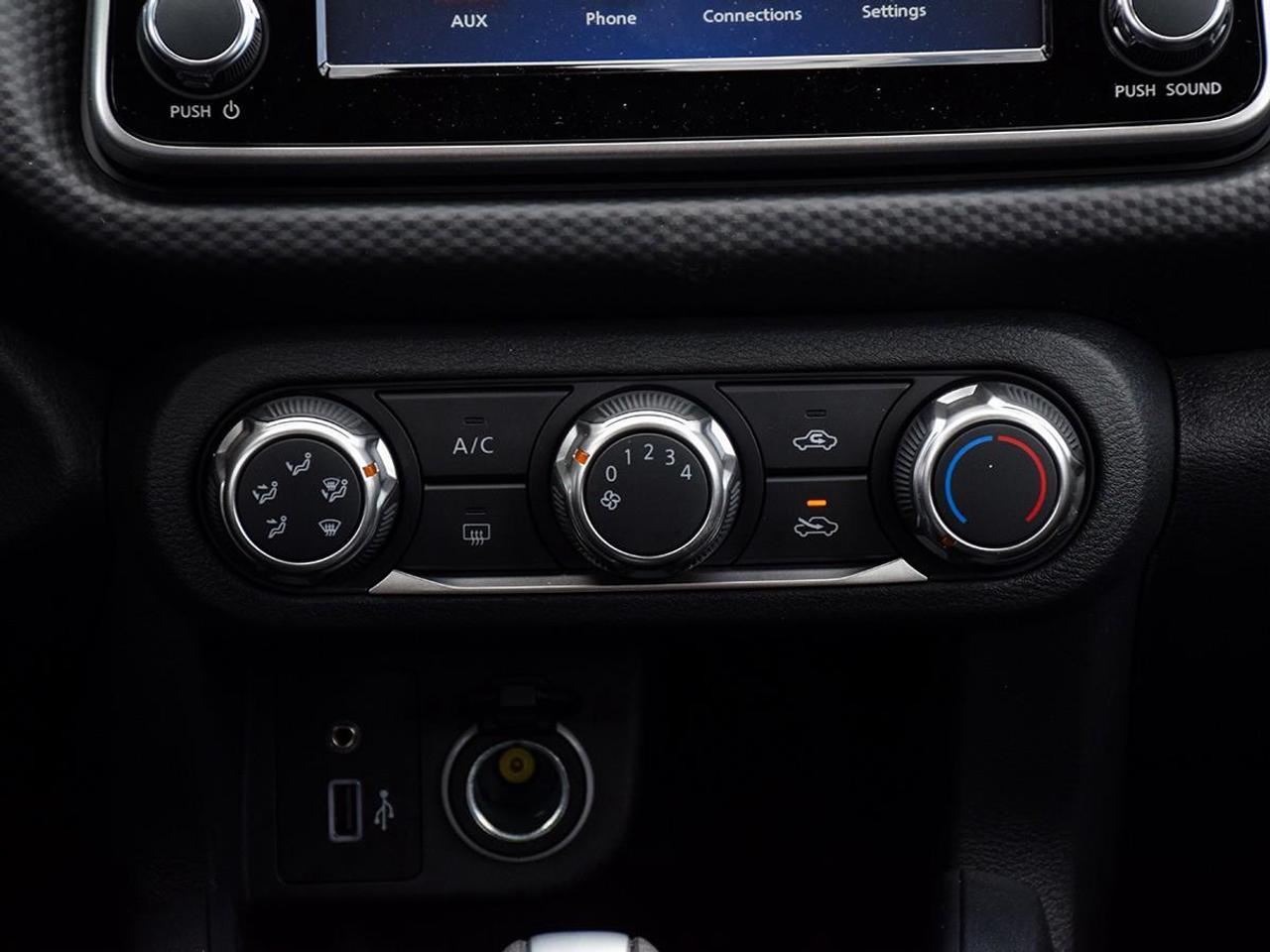 2025 Nissan Kicks Play S 4dr Front-Wheel Drive Photo