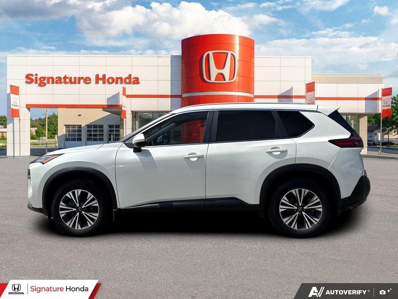 2023 Nissan Rogue SV MOONROOF Photo