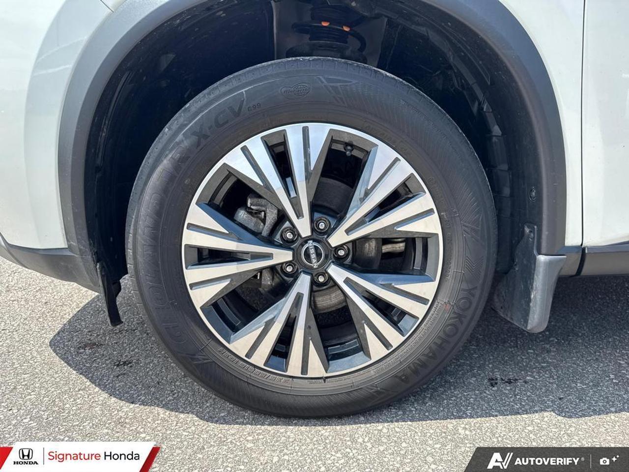 2023 Nissan Rogue SV MOONROOF Photo