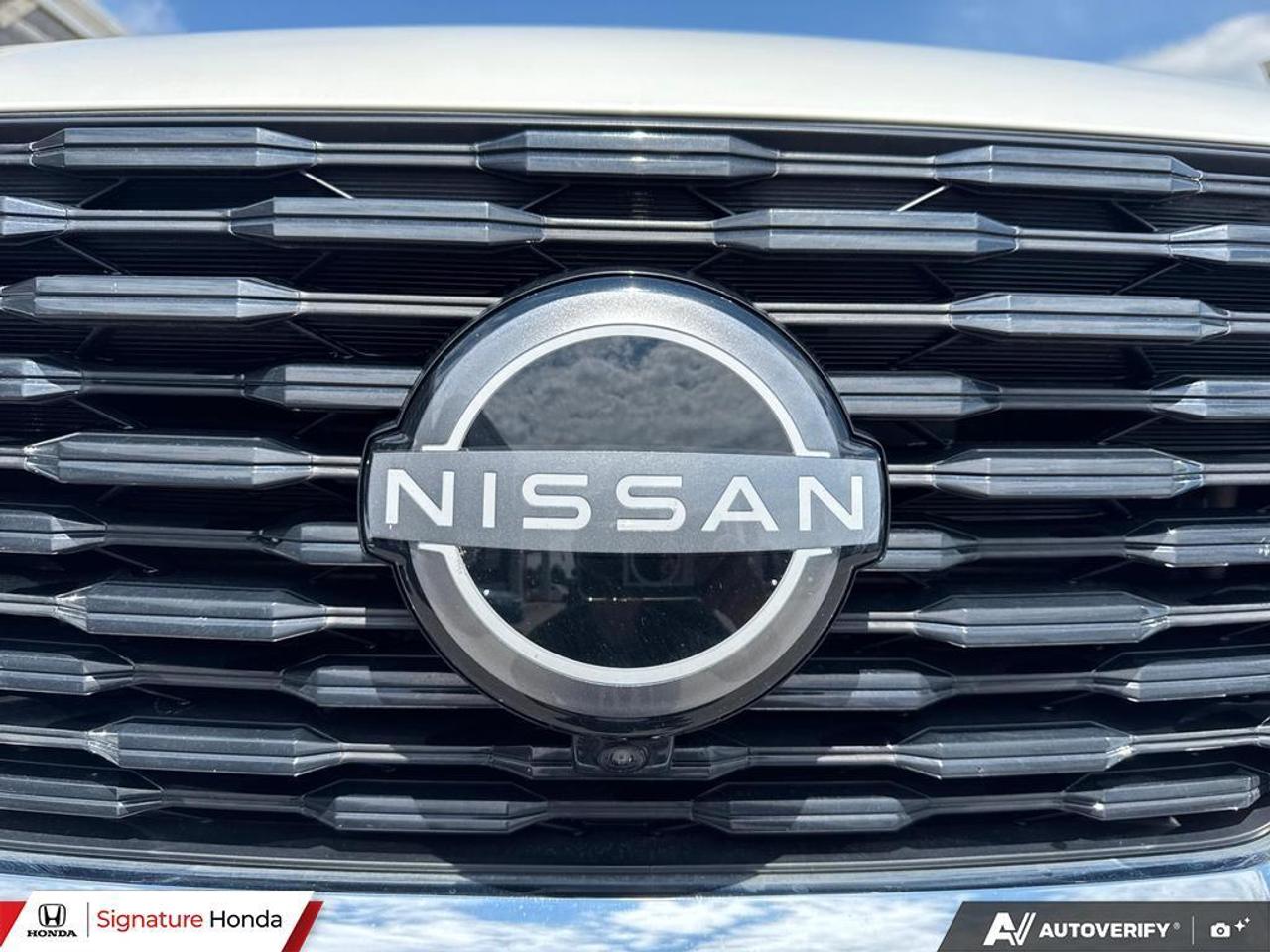 2023 Nissan Rogue SV MOONROOF Photo